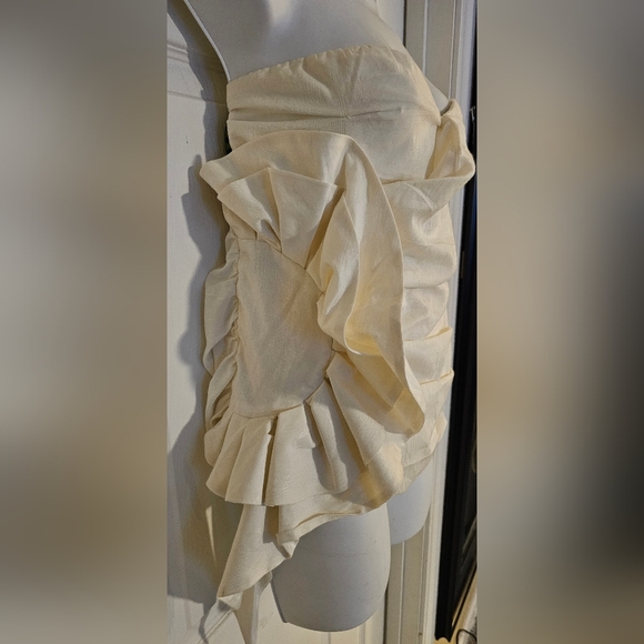 OFF WHITE STRAPLESS TOP - Picture 3 of 6